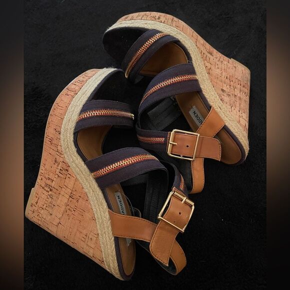 Steve Madden Shoes - Steve Madden Daybreak blue‎ multi espadrilles strappy high wedges cork, size 8